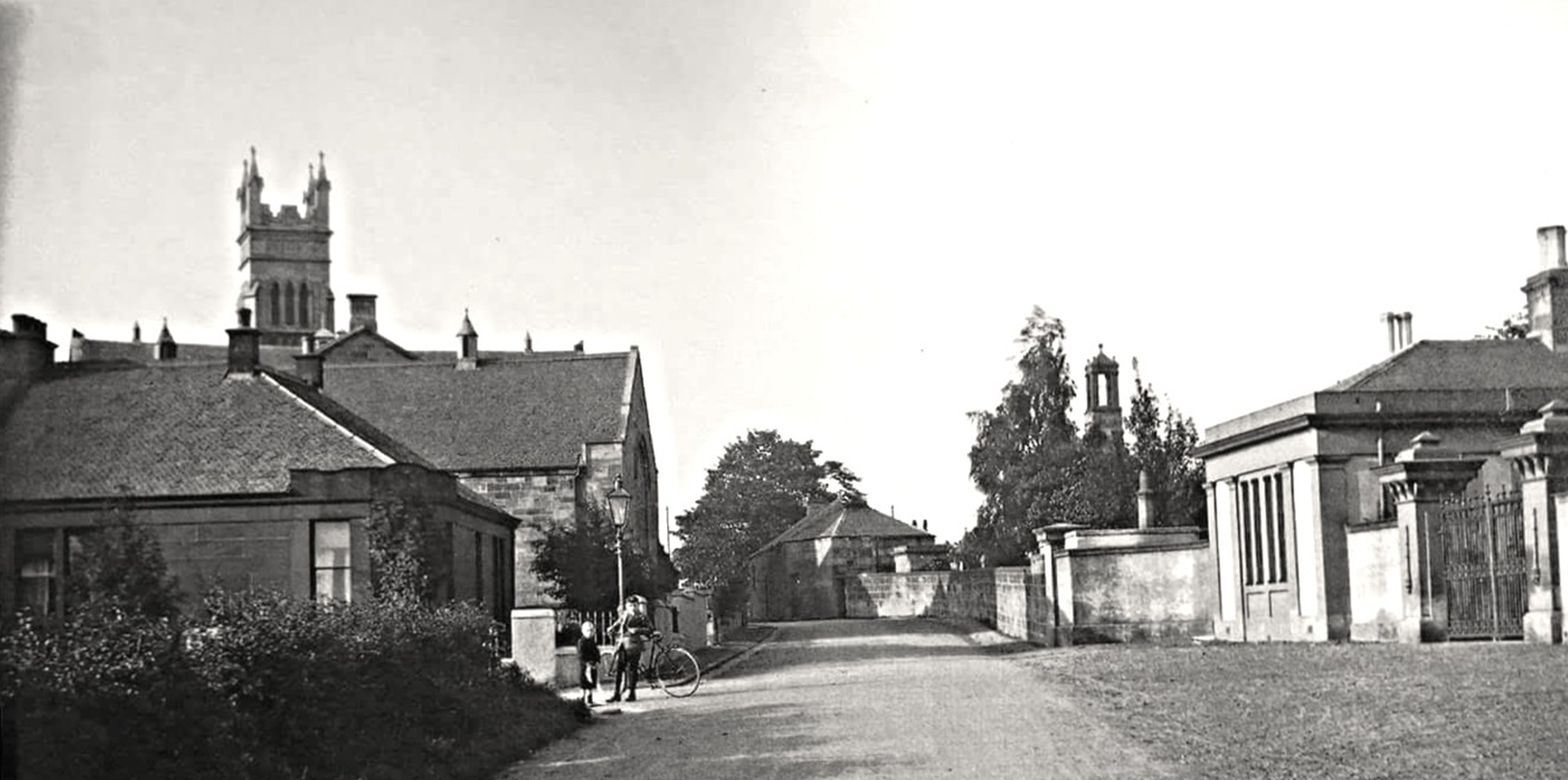 Greenhead Road, Wishaw, early 1900's.