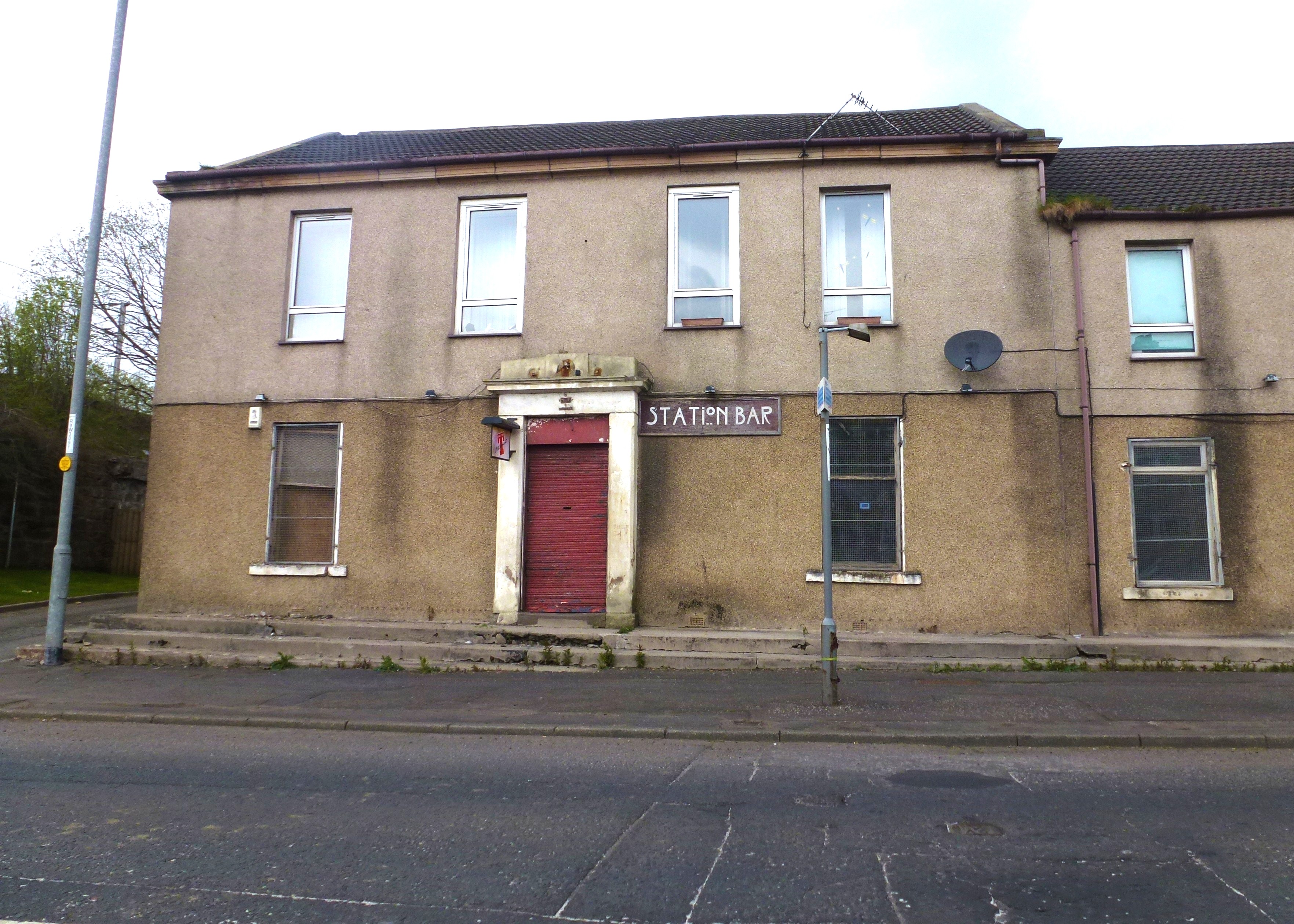The Station Bar, Caledonian Road, Wishaw, credit unknown.