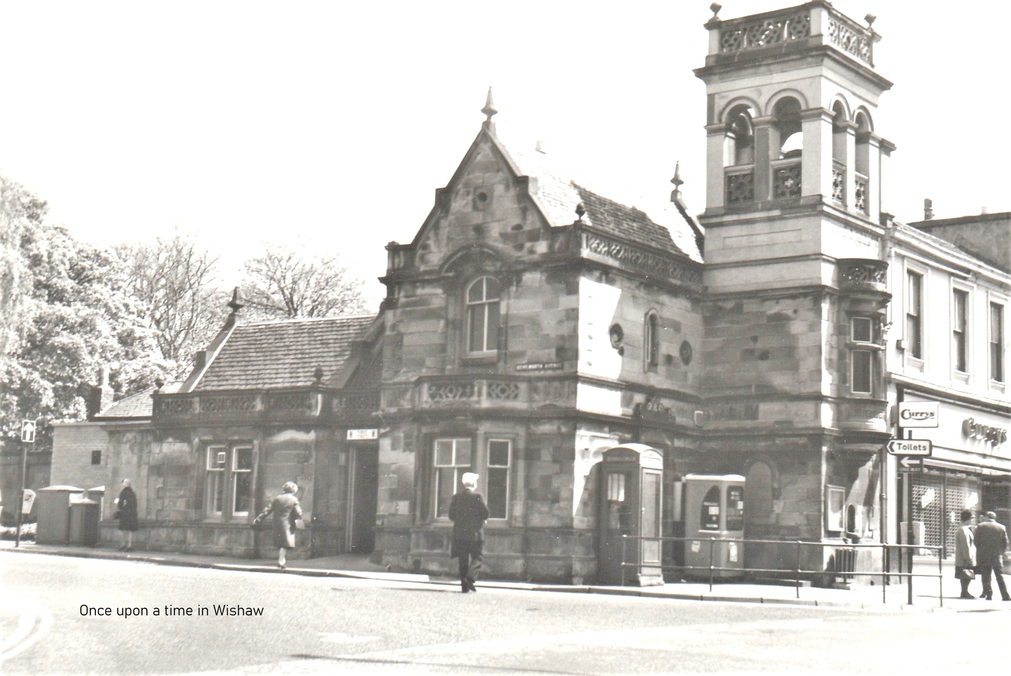 Coltness Gatehouse, corner of Main Street/Kenilworth Avenue, 1980's.
