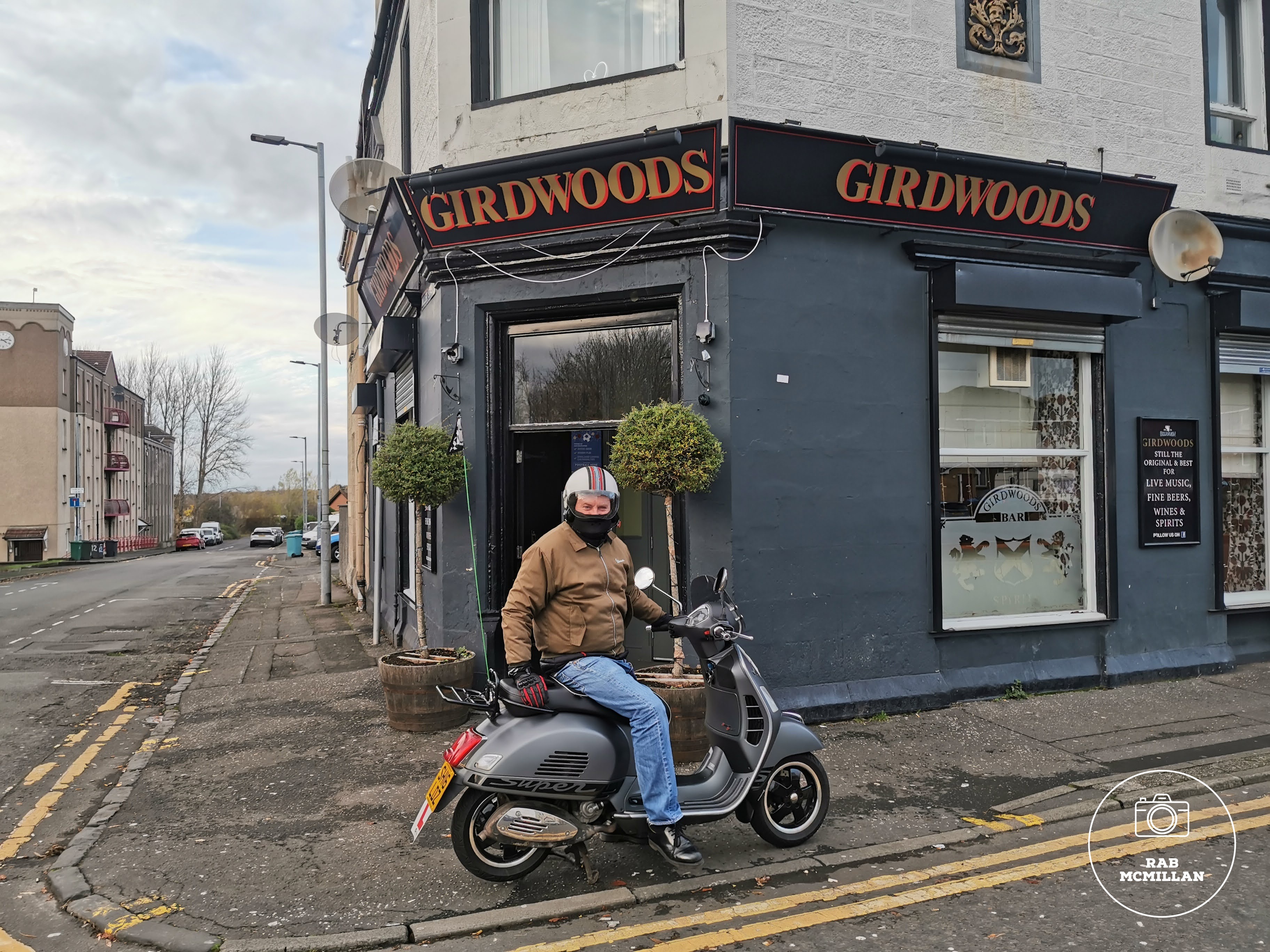 John Lavery outside Girdwoods, corner of Miller Street/Hill Street, Wishaw, 2022.