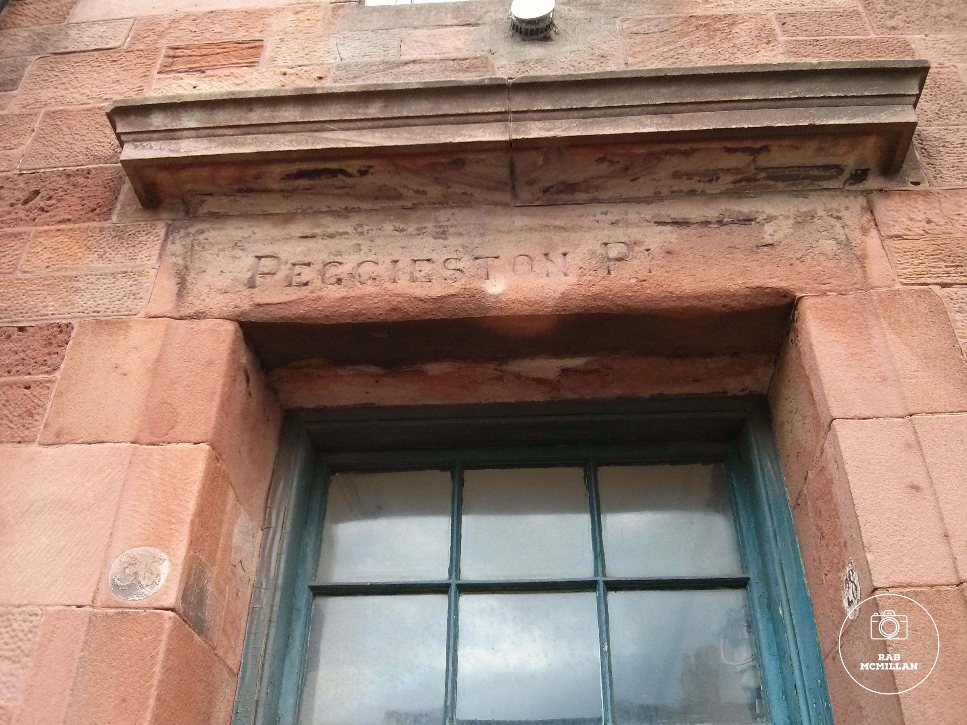 Peggieston Place, West Thornlie Street, Wishaw, 2013.
