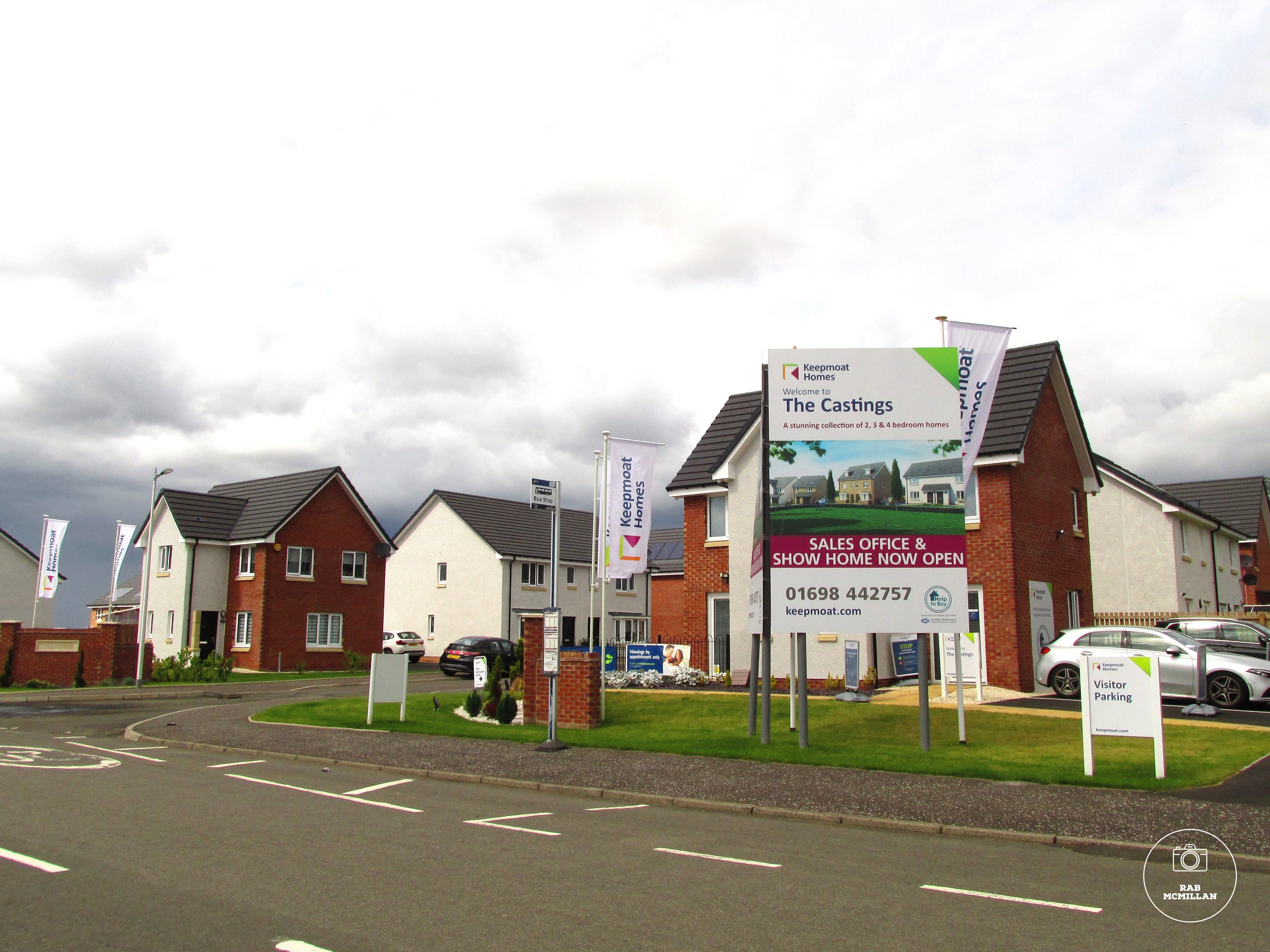 New House's on the old Ravenscraig, Steelworks Site, Meadowhead Road, Craigneuk, Wishaw, 2020.