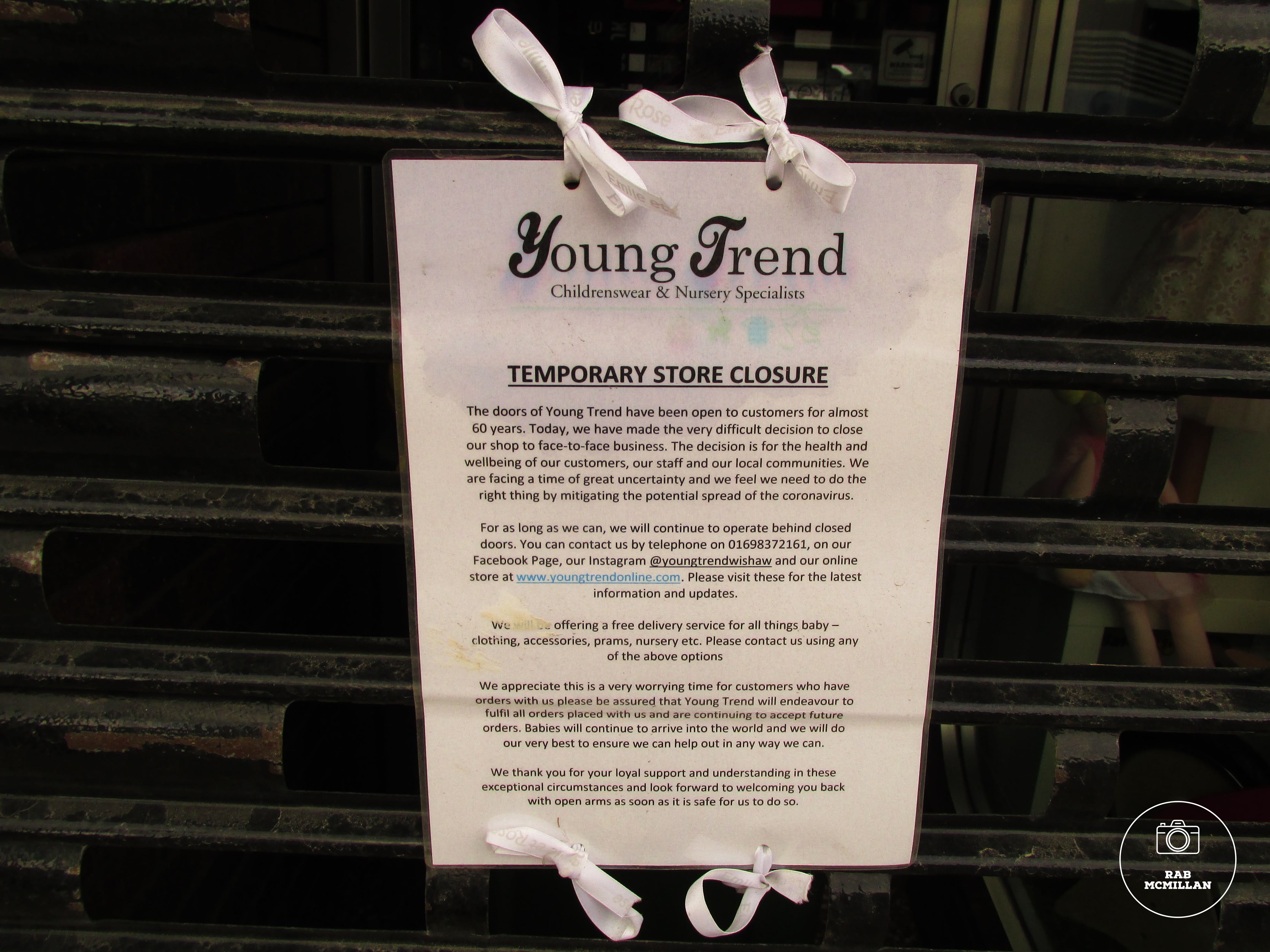 Temporary Store Closure due to Covid 19, Young Trend, Stewarton Street, Wishaw, 2020.