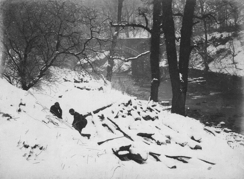 Gamekeepers at Calder Bridge, Wishaw, late 1800's, photo by Charles Reid.