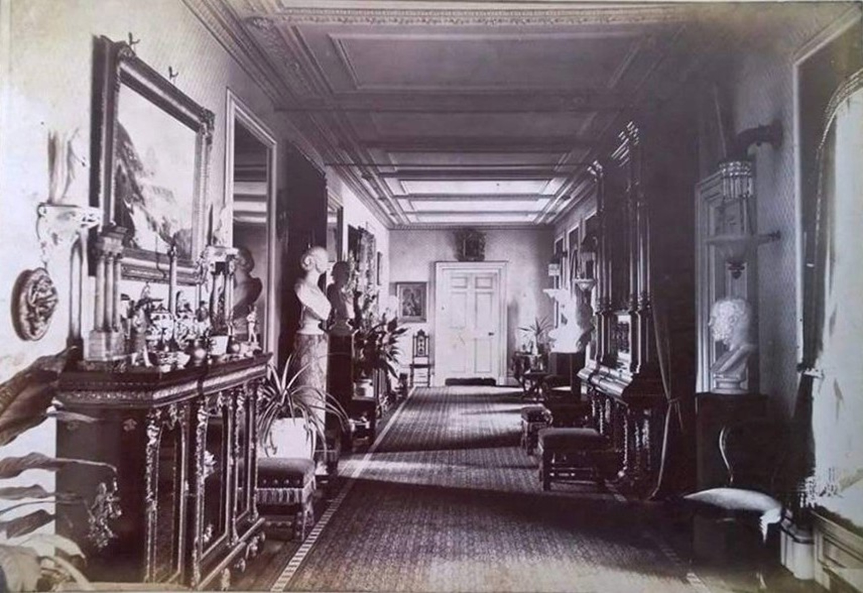 Interior of Coltness House, Wishaw, late 1800's.