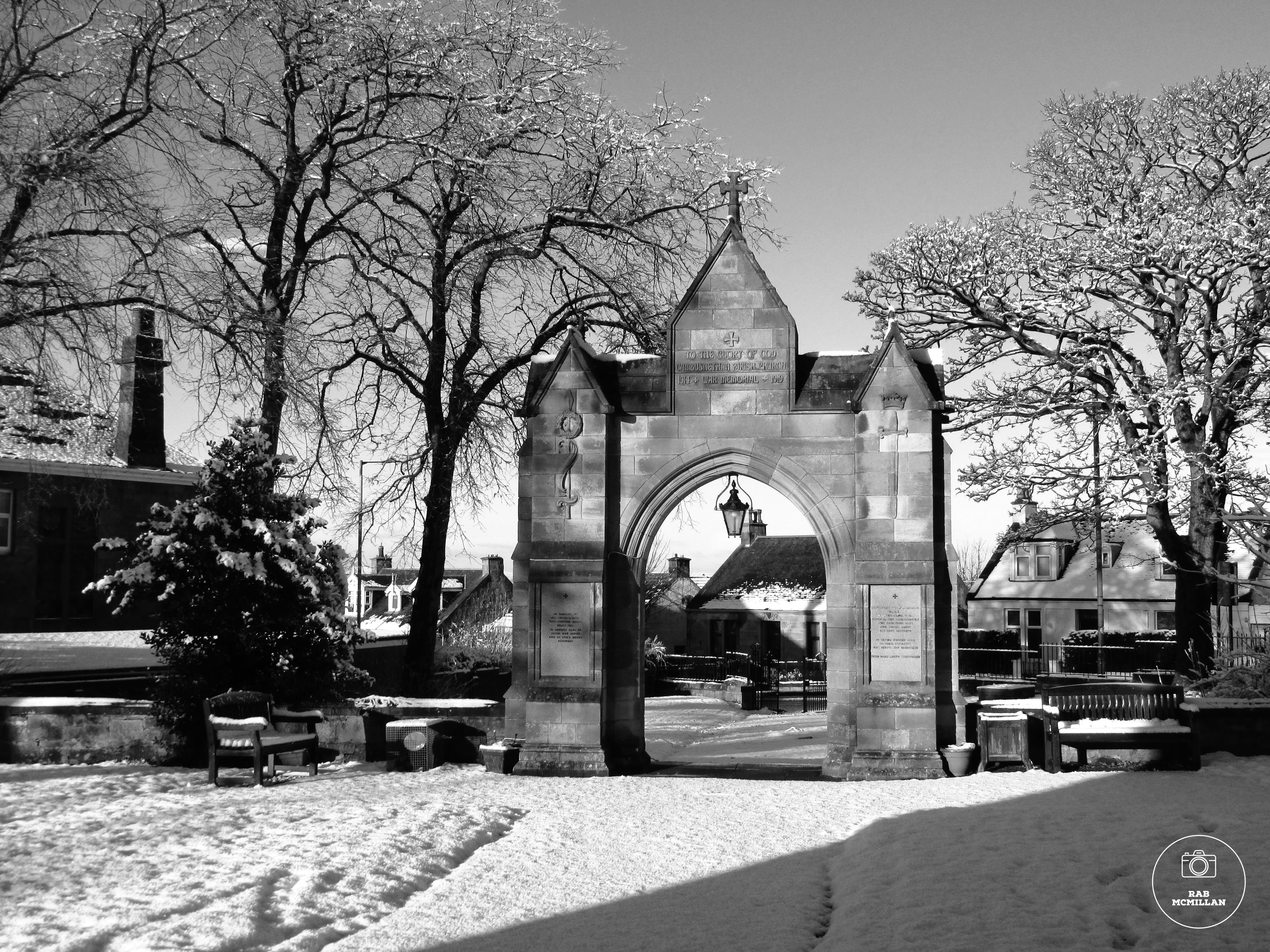 Cambusnethan Parish Church, War Memorial, Wishaw, 2017.