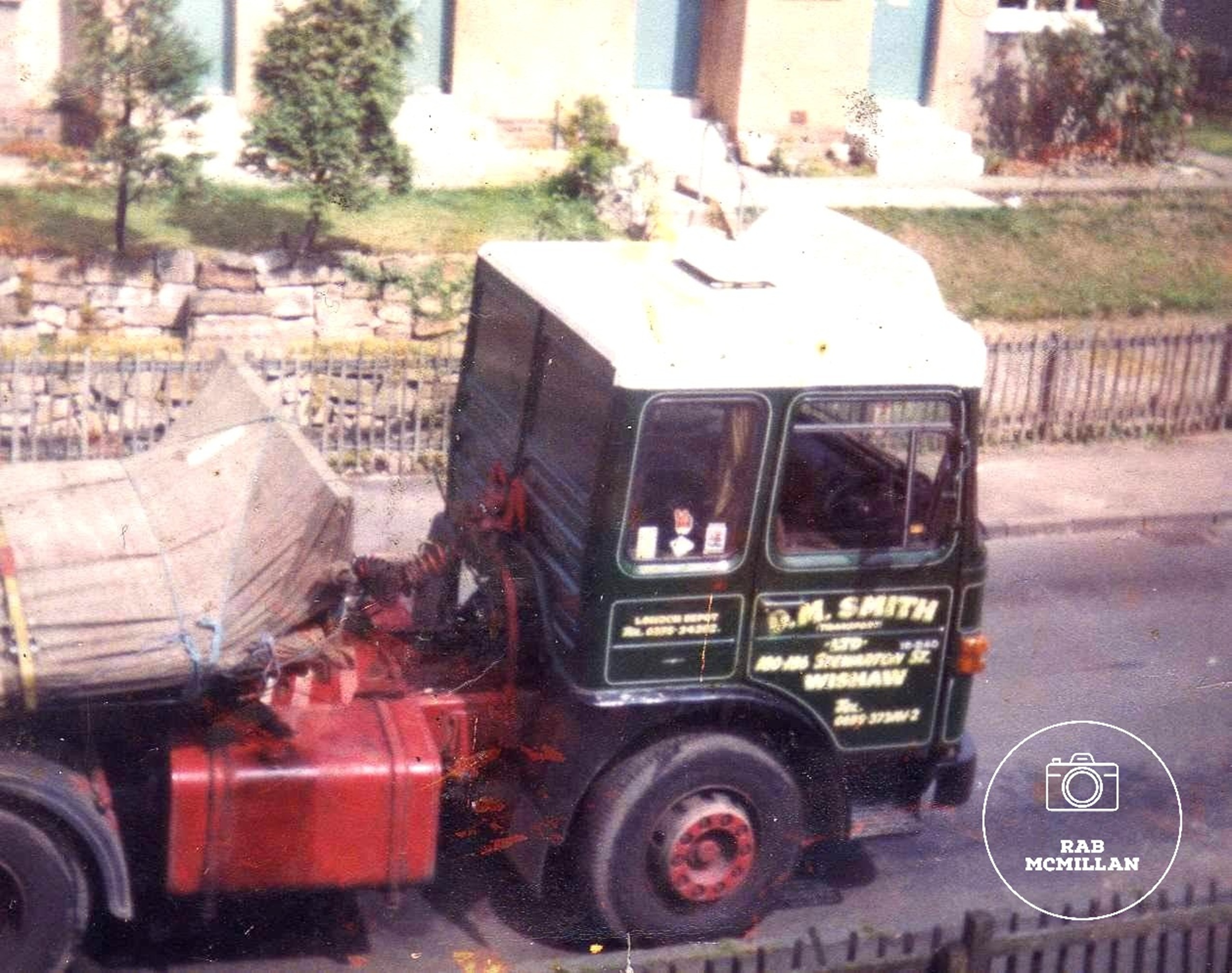 DM Smith lorry in Linnhe Crescent, Pather, Wishaw, 1980's.